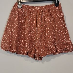 Kirious Los Angeles Floral Short Meduim NWT